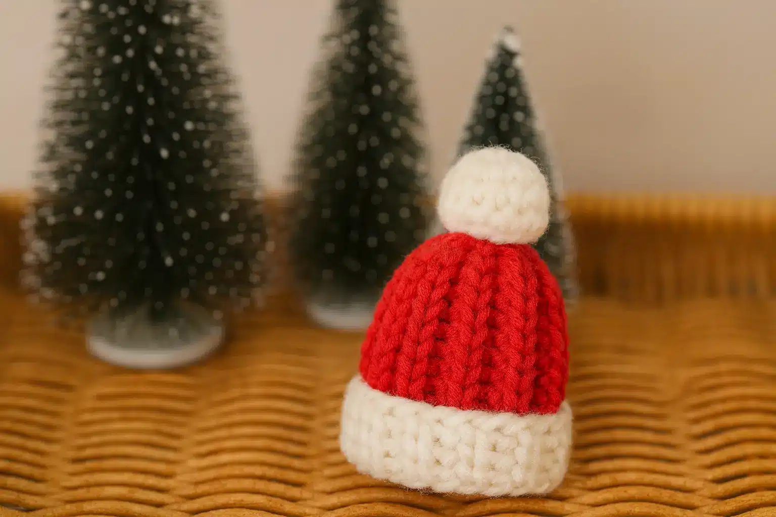 crochet mini santa hat pattern flat panel free easy featured